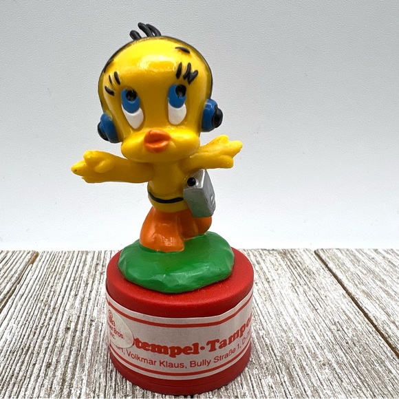 Vintage 1983 Warner Bros Tweety Bird Figurine and Hand Stamp, Lot of Two, Bully - Picture 3 of 11